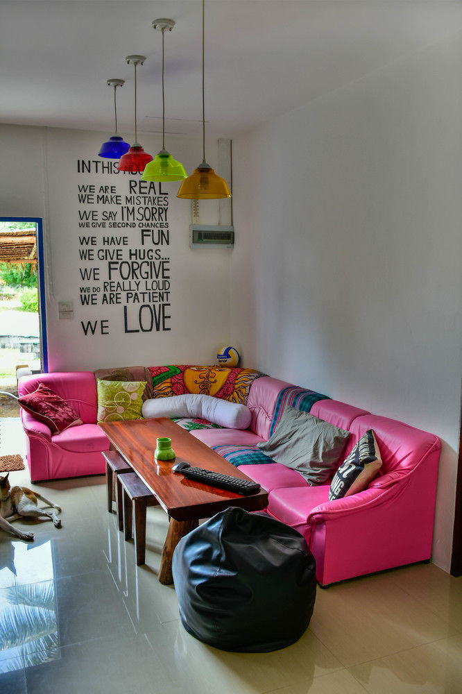 Love Station Hostel Baan Tai Buitenkant foto
