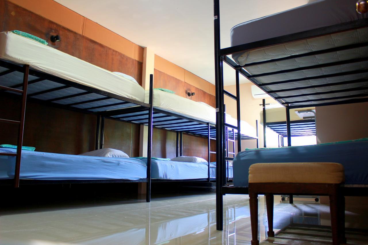 Love Station Hostel Baan Tai Buitenkant foto