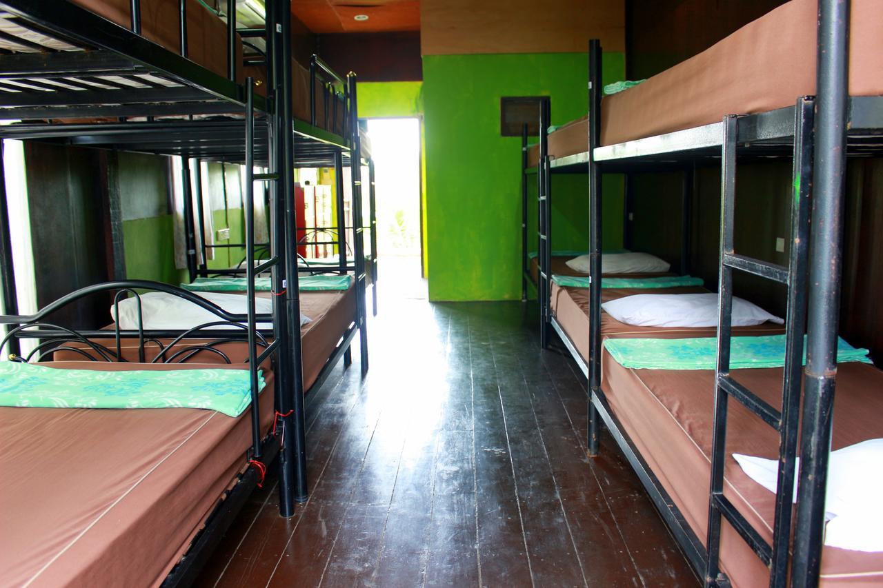 Love Station Hostel Baan Tai Buitenkant foto