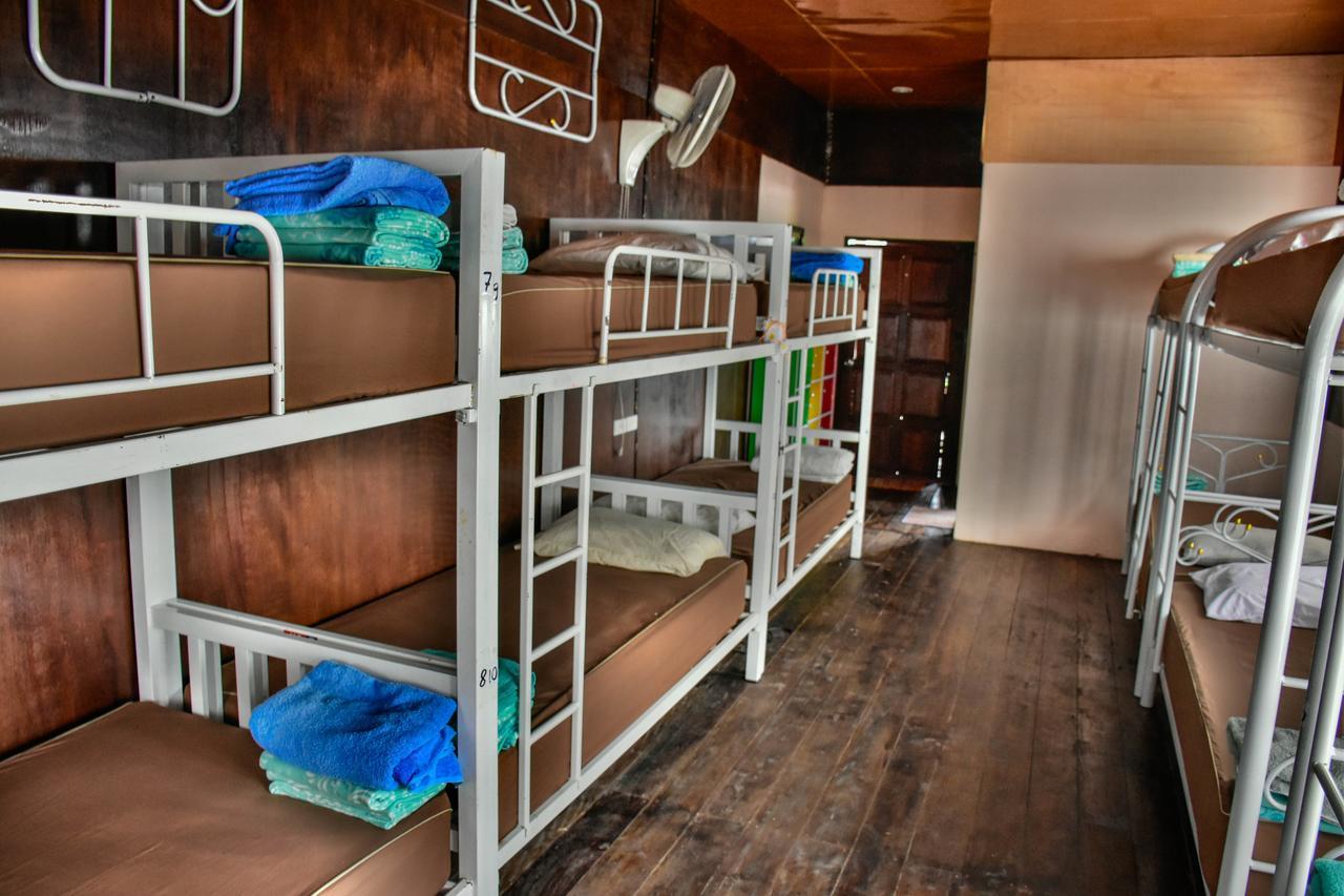 Love Station Hostel Baan Tai Buitenkant foto